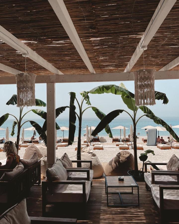 Alevra Hotel Dhërmi Kültér fotó