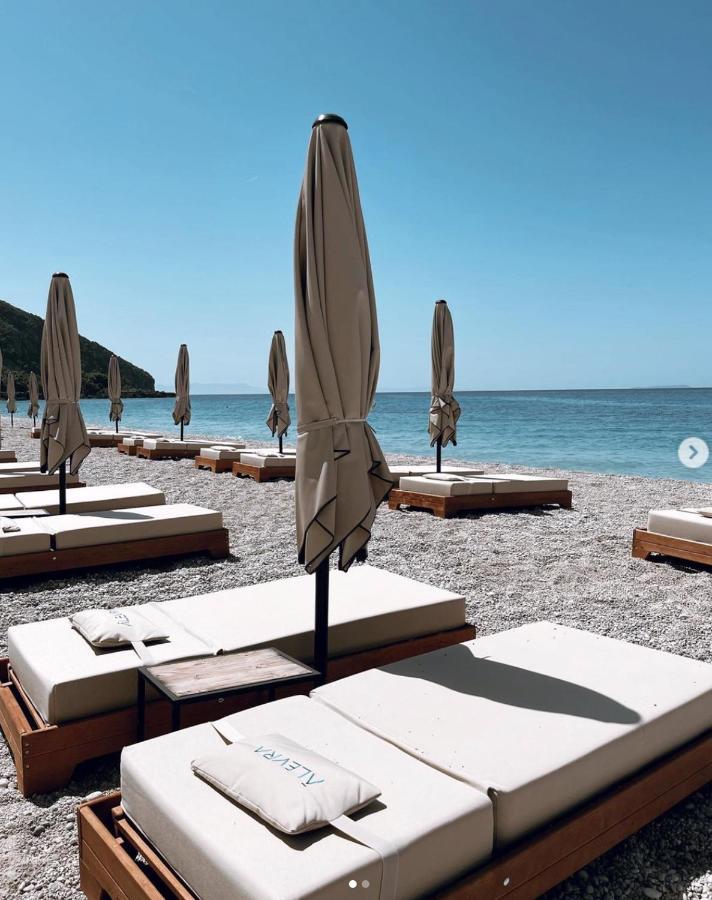 Alevra Hotel Dhërmi Kültér fotó