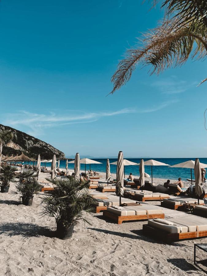 Alevra Hotel Dhërmi Kültér fotó