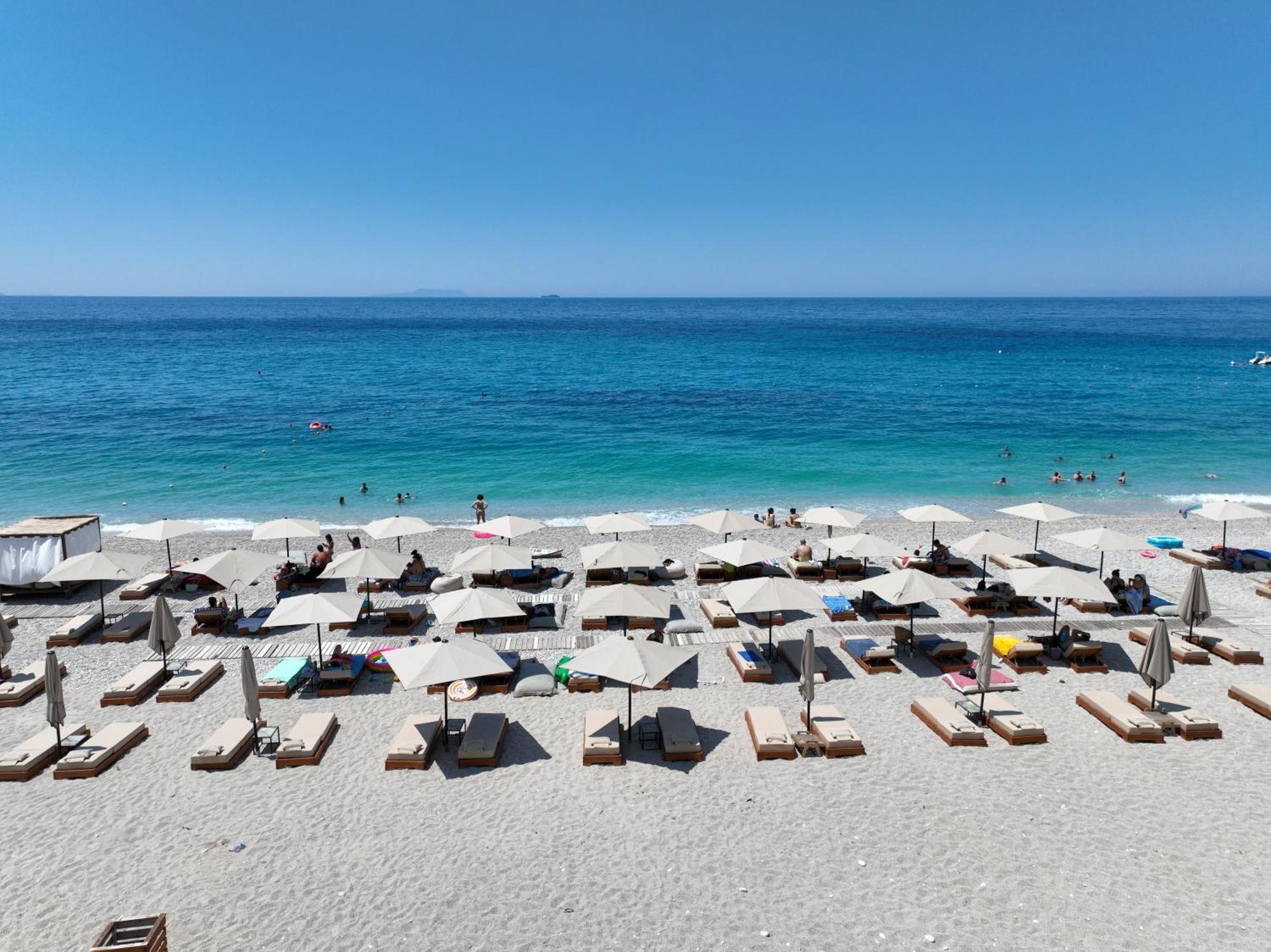 Alevra Hotel Dhërmi Kültér fotó